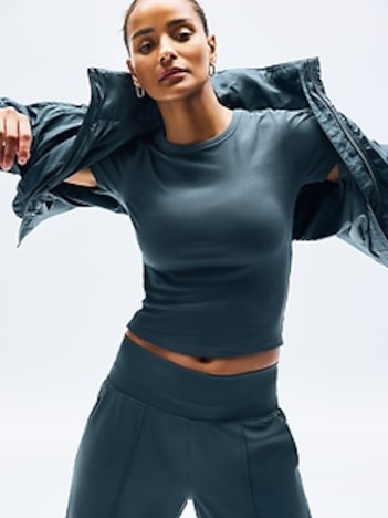 Signature Rib Crop Tee