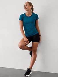 Momentum Seamless Tee