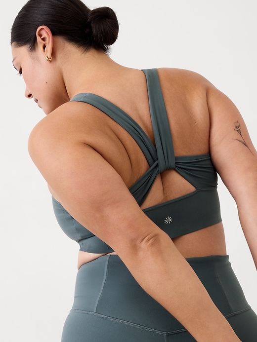 Image number 3 showing, Warrior Twist Longline Bra D-DD