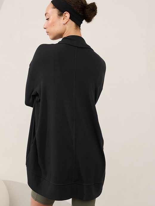 1 of 8 showing, with the color Black of product Presence Cocoon Wrap