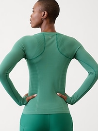 Momentum Seamless Top