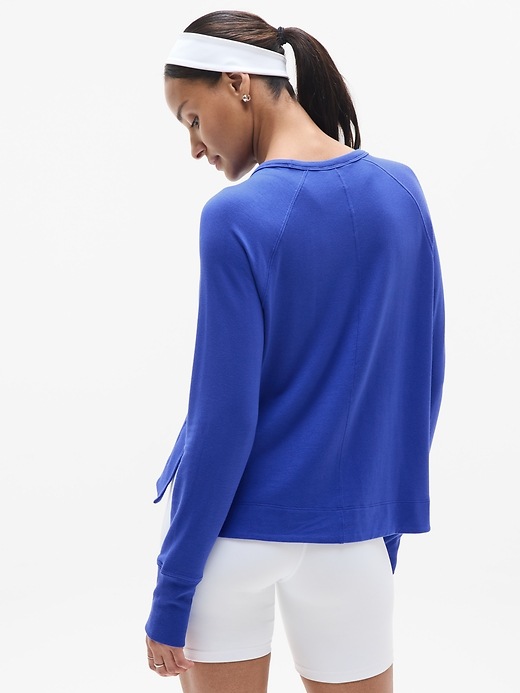 Coaster Luxe Recover High Hip Sweatshirt