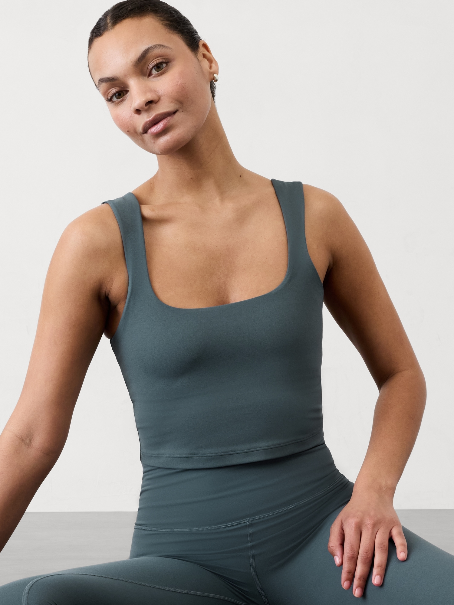 Transcend Square Neck Crop Bra A-C