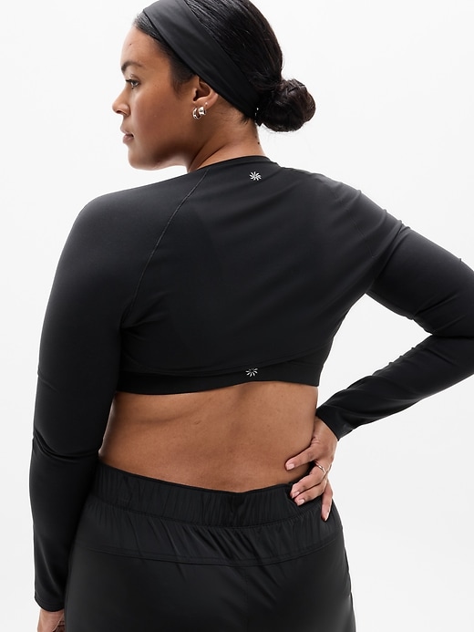 Image number 5 showing, Transcend Shrug
