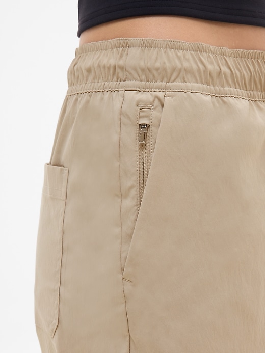 Image number 6 showing, Midday Mid Rise Crop Poplin Pant