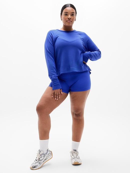 Coaster Luxe Recover High Hip Sweatshirt