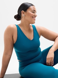 Transcend V-Neck Crop Sports Bra D-DD