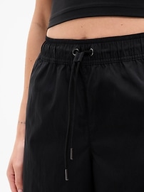 Midday Mid Rise Crop Pant