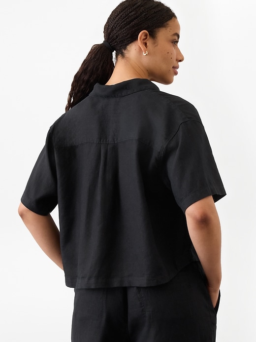 Image number 8 showing, Retreat Linen Short Sleeve Shirt