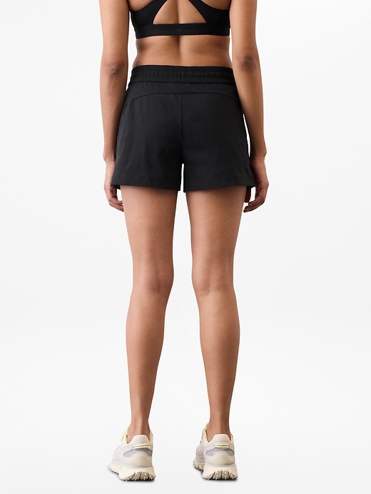 Trekkie North Mid Rise Short