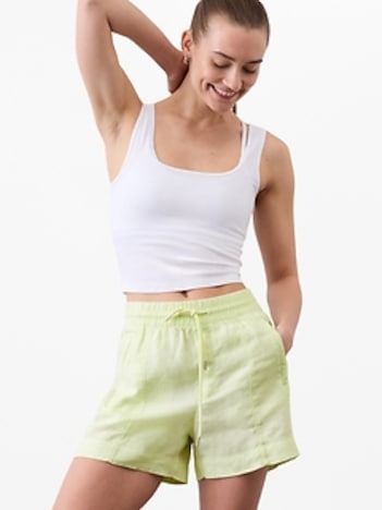 Retreat Linen Mid Rise Short