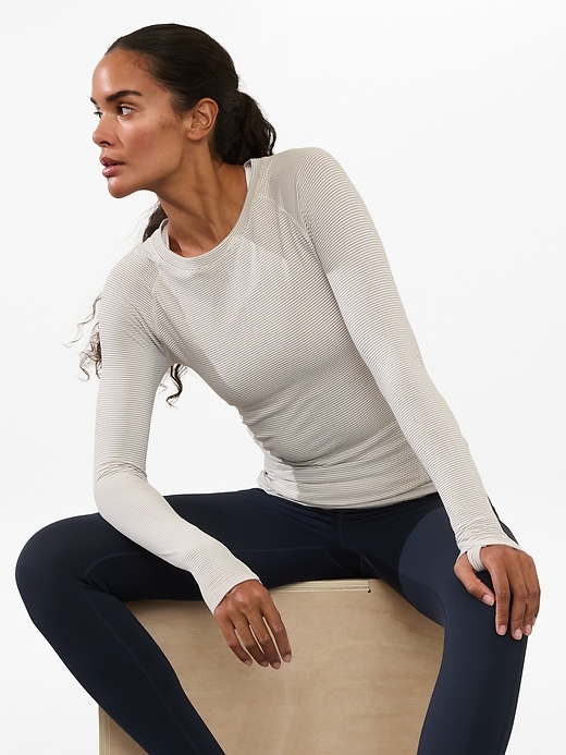Image number 4 showing, Momentum Seamless Top