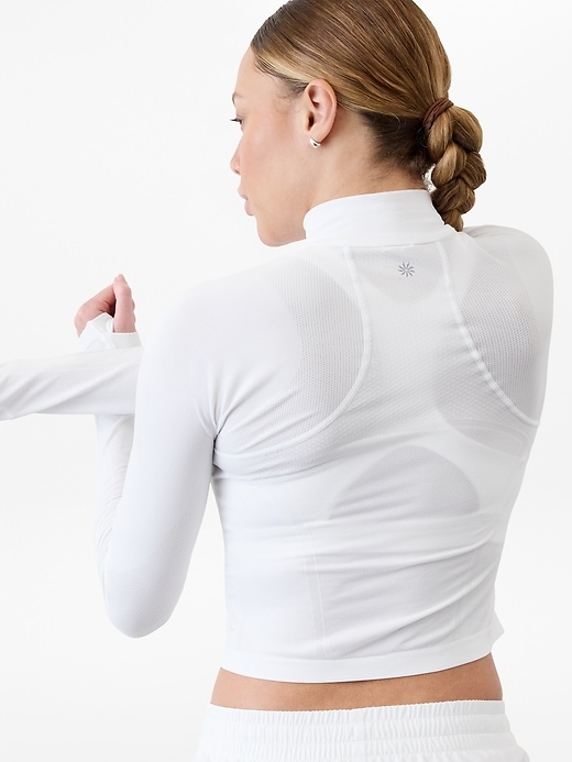 Image number 3 showing, Momentum Seamless Crop Half Zip