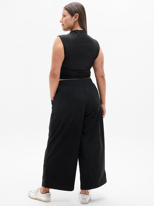 Image number 8 showing, Midday Mid Rise Crop Poplin Pant
