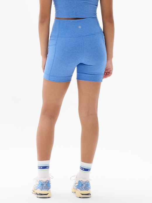 Image number 3 showing, Athleta Girl Right Moves Stash 4" Bike Short