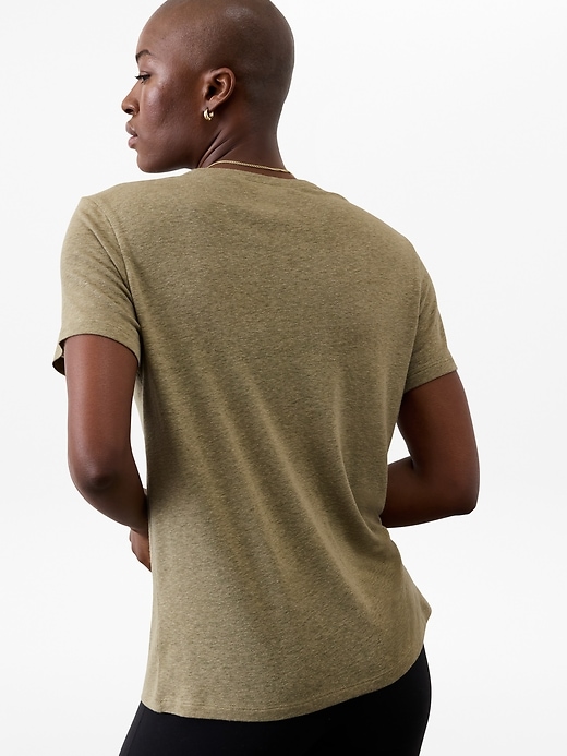 Image number 2 showing, Getaway Linen Blend Tee
