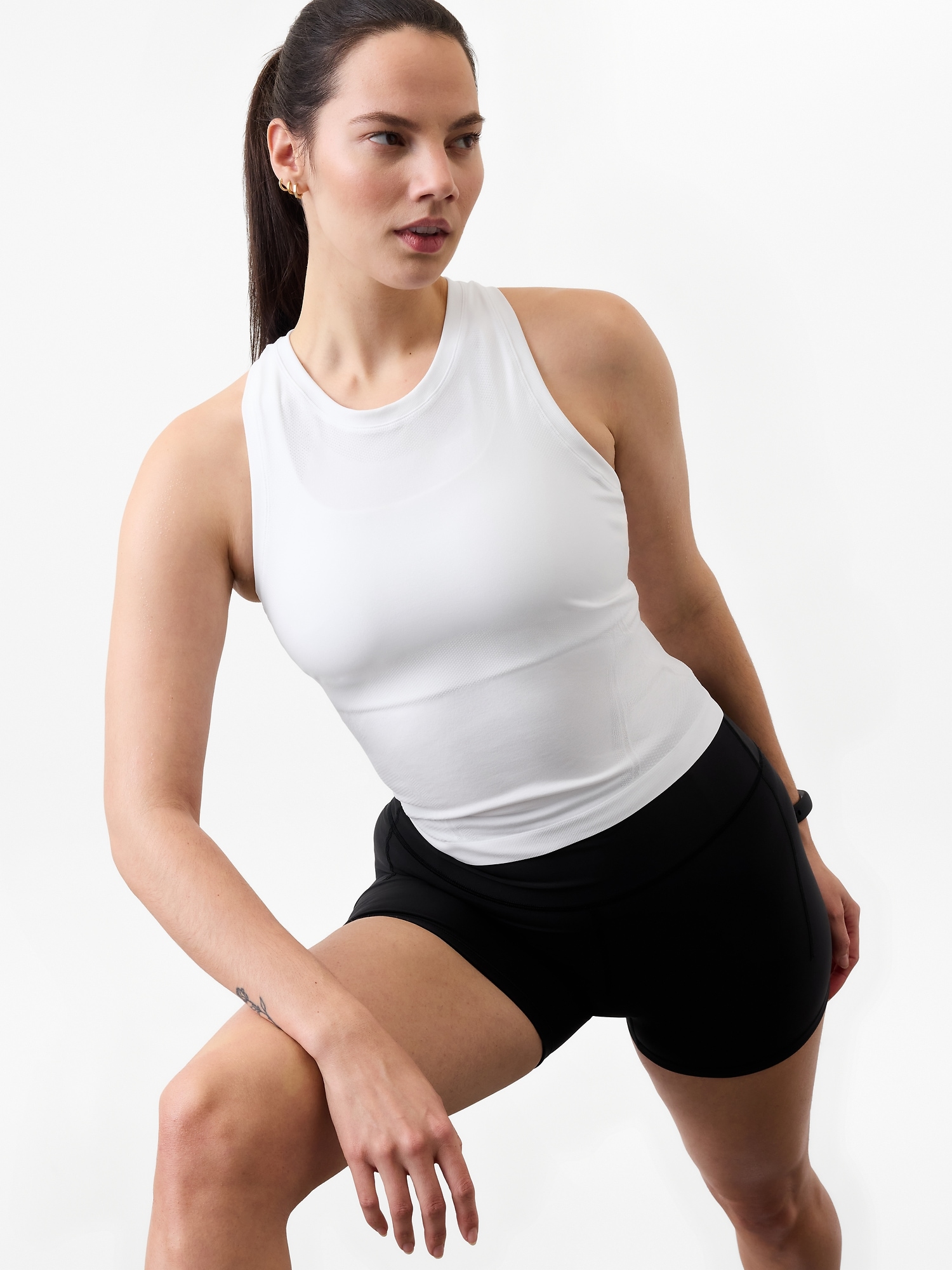 Momentum Seamless High Neck Crop Tank