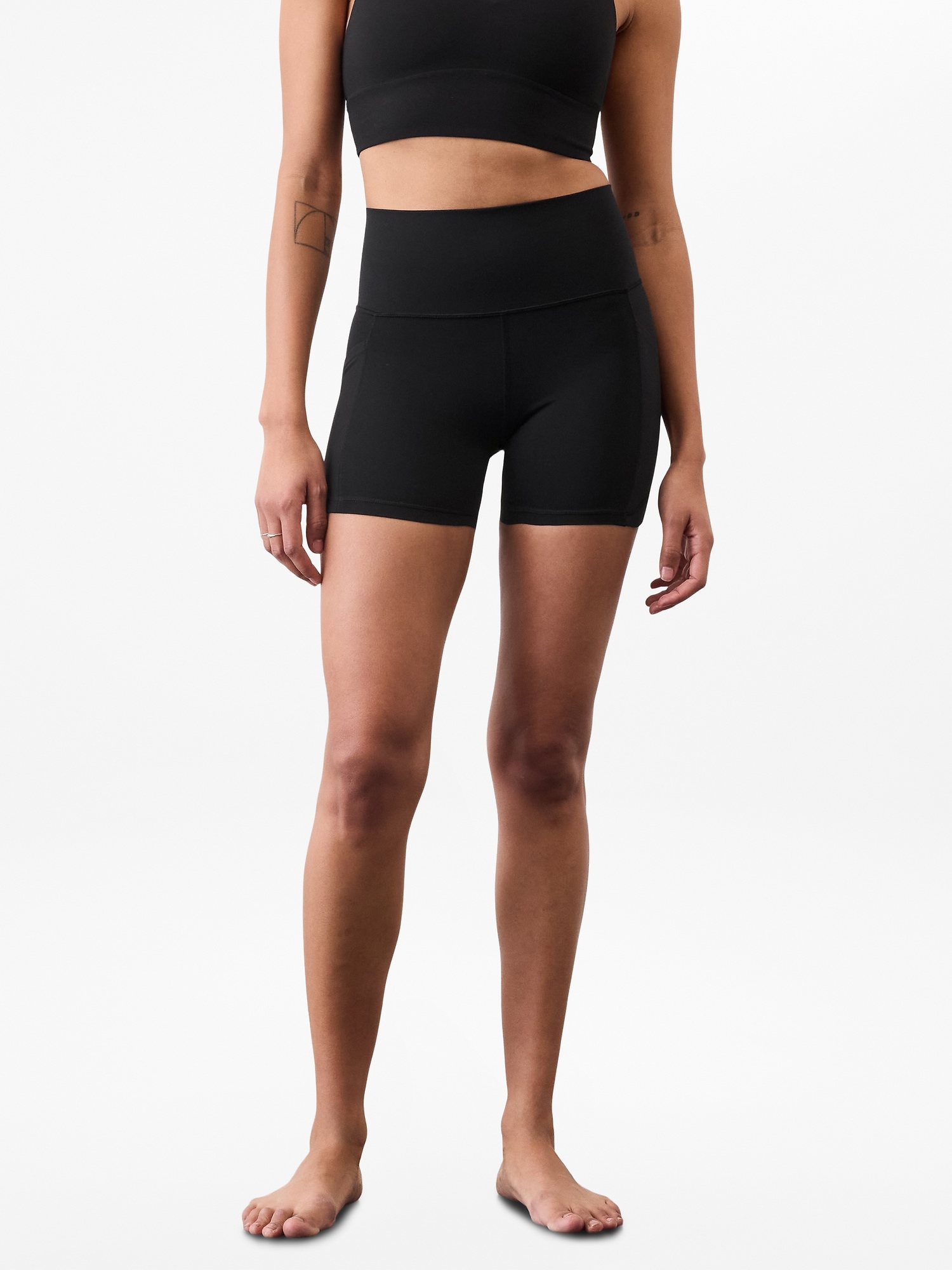 Salutation Stash High Rise 5" Short