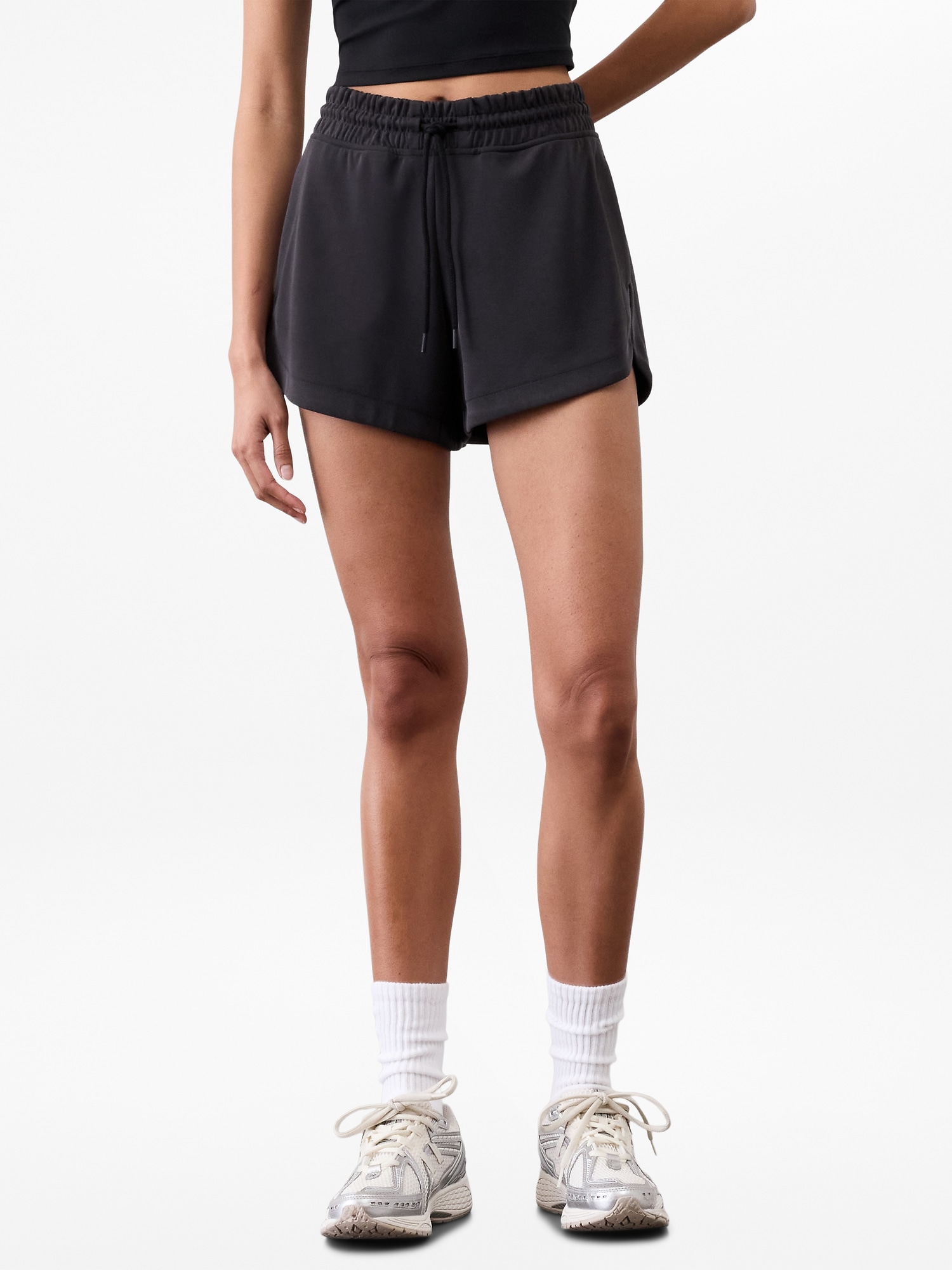 Seasoft Mid Rise 4" Short
