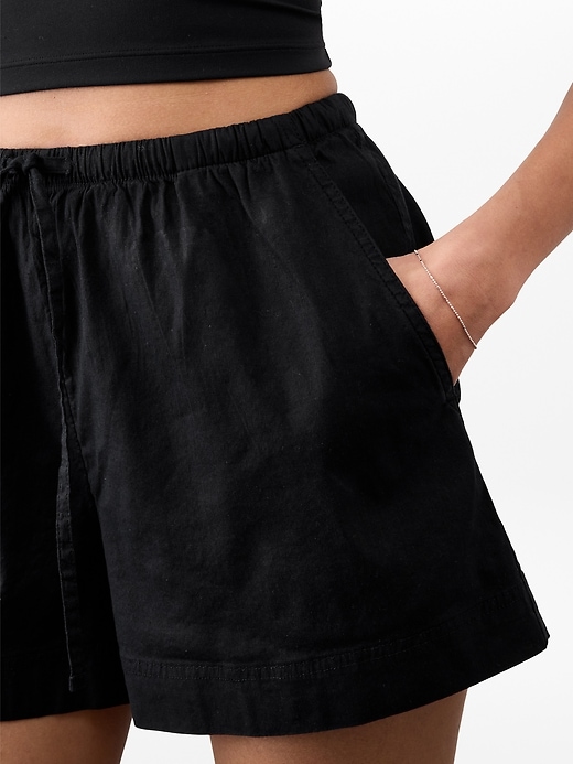 Image number 4 showing, Paradise Mid Rise Easy Short
