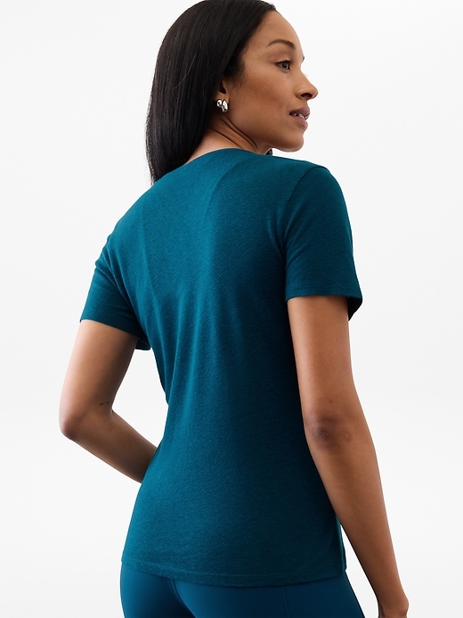 Image number 6 showing, Getaway Linen Blend V-Neck Tee