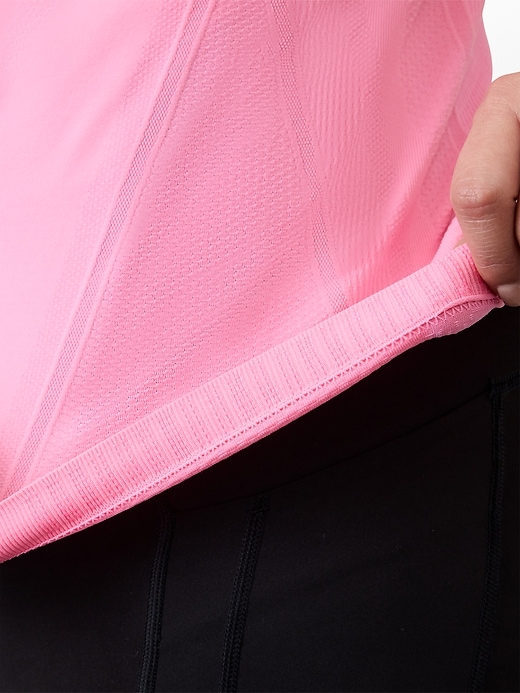 Image number 2 showing, Momentum Seamless Tee