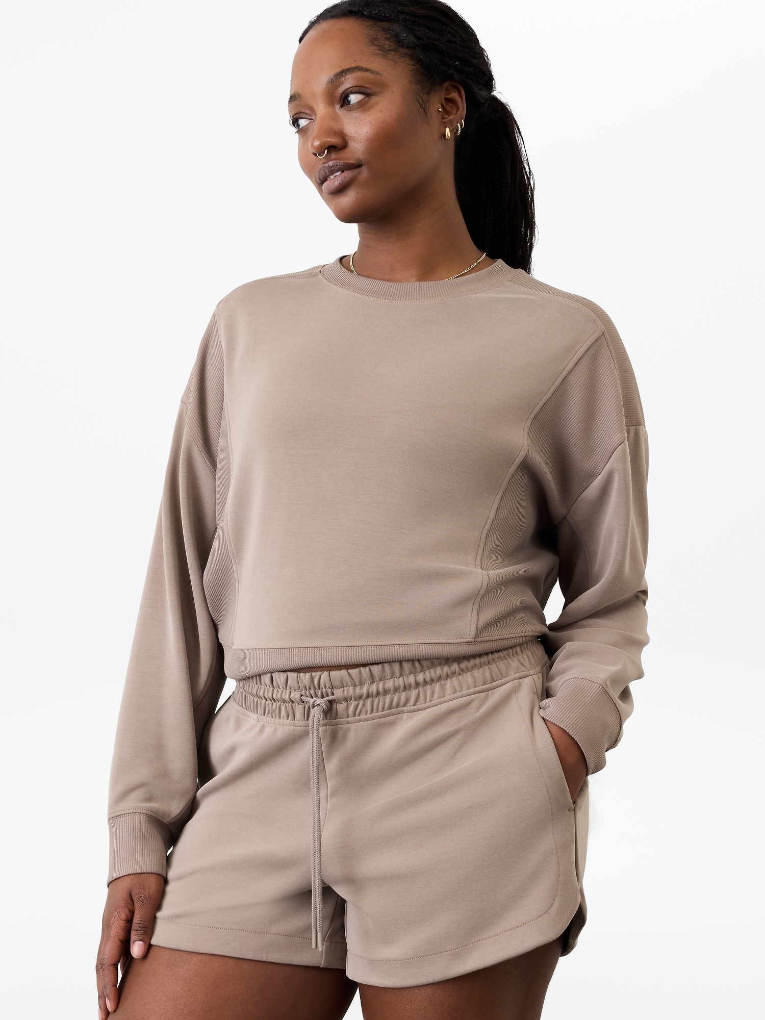Seasoft Mid Rise 4" Short