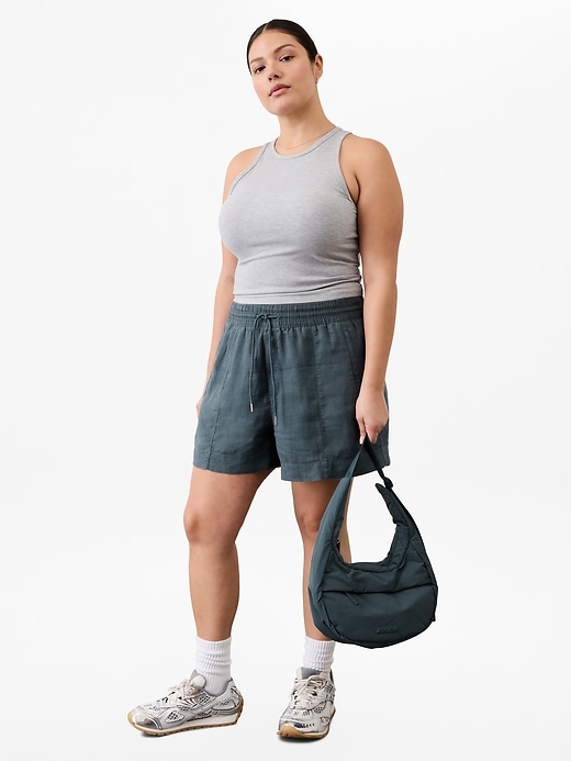 Image number 5 showing, Retreat Linen Mid Rise 4" Short