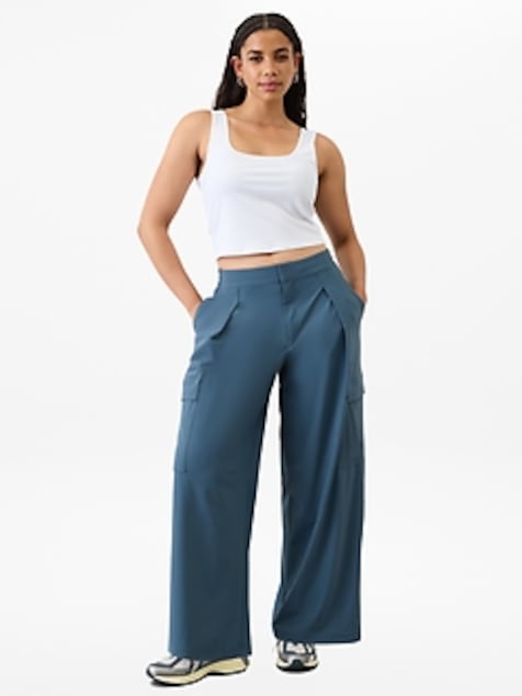Signature Rib Square Neck Crop Tank