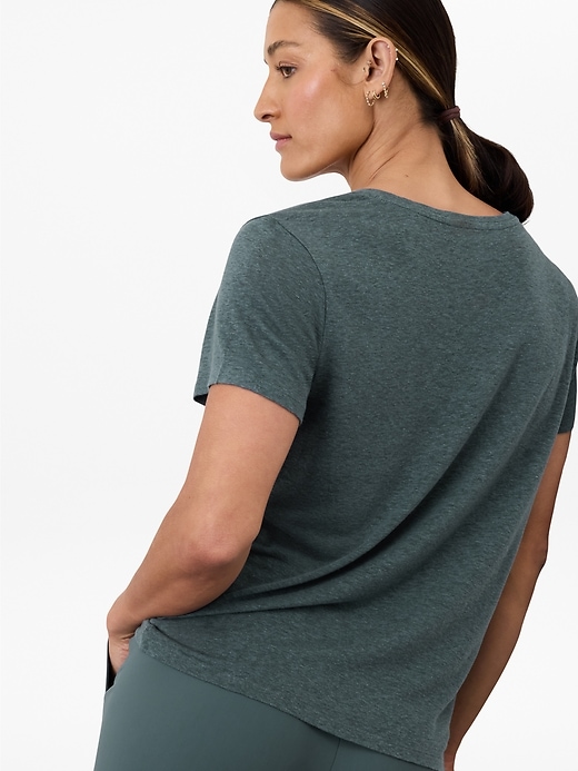 Image number 2 showing, Getaway Linen Blend V-Neck Tee