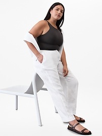 Retreat Linen Ankle Pant