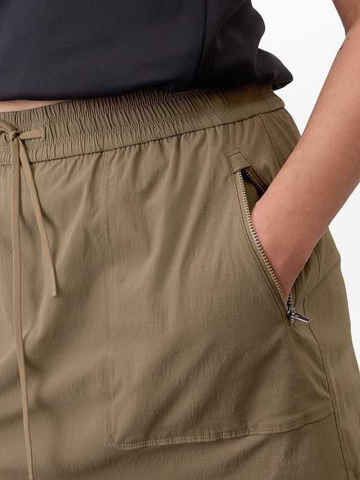 Image number 3 showing, Trekkie North Mid Rise 15" Skort