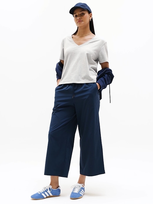 Image number 4 showing, Essential V-Neck Tee