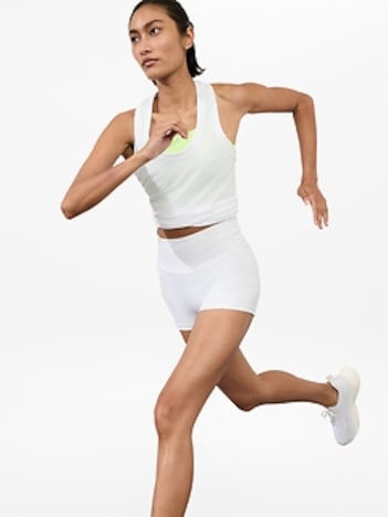 Momentum Seamless Tank