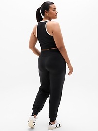 Coaster Luxe Jogger