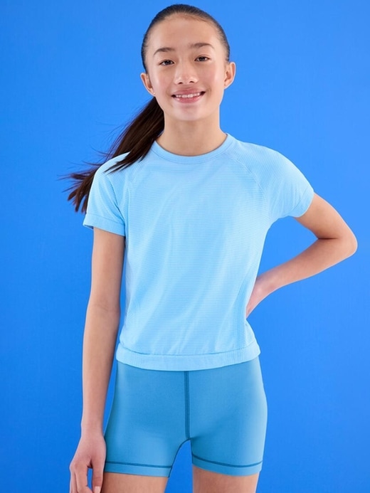 Image number 2 showing, Athleta Girl Chit Chat 3" Short