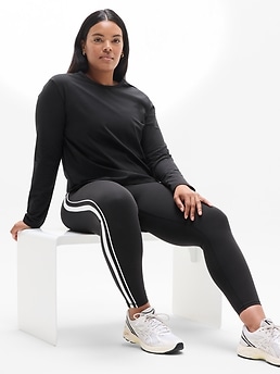 Essential Top - Black - image 4