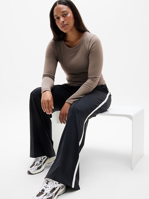 Image number 5 showing, Renew Seamless Crewneck Top