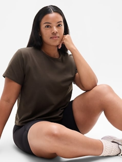 Essential Tee