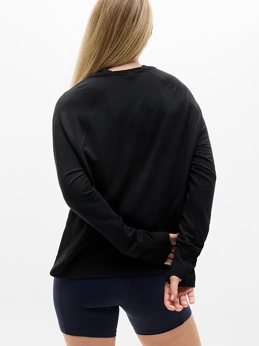 Image number 6 showing, Coaster Luxe Recover High Hip Sweatshirt