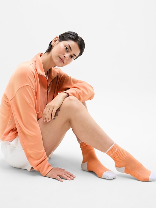 Image number 2 showing, Athleta Colorblock Everyday Crew Sock