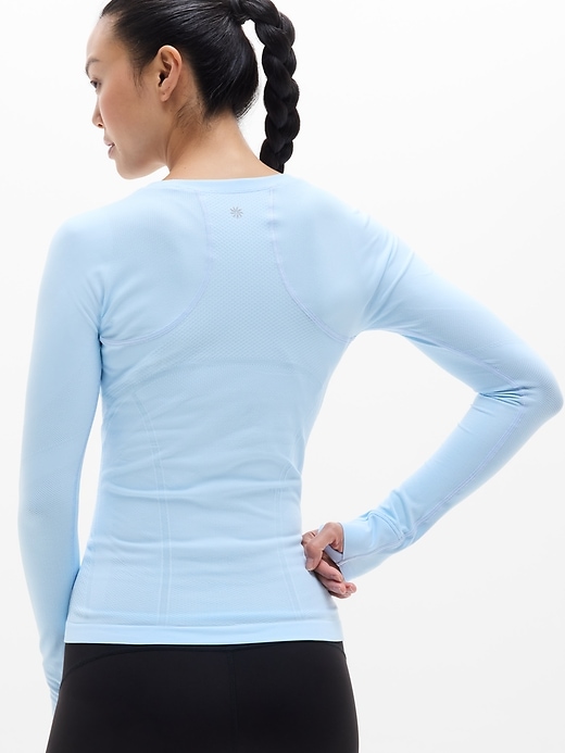 Image number 3 showing, Momentum Seamless Top