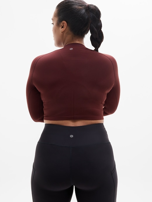 Image number 6 showing, Momentum Seamless Crop Top 2.0