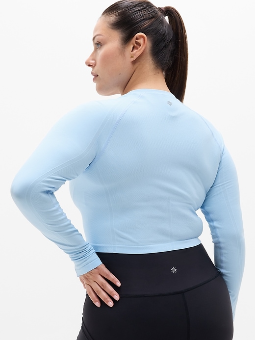 Image number 7 showing, Momentum Seamless Crop Top 2.0