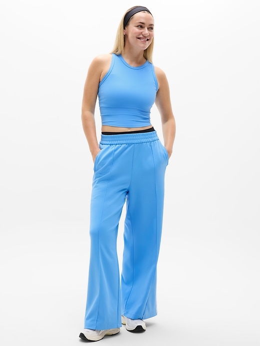Image number 5 showing, Transcend Crop Tank