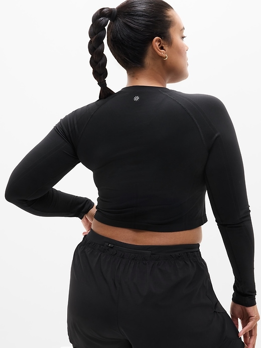 Image number 7 showing, Momentum Seamless Crop Top 2.0