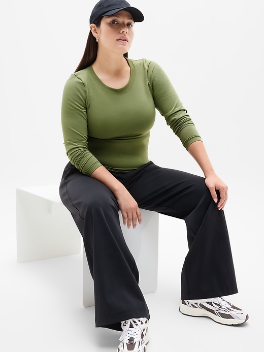Image number 5 showing, Renew Seamless Crewneck Top