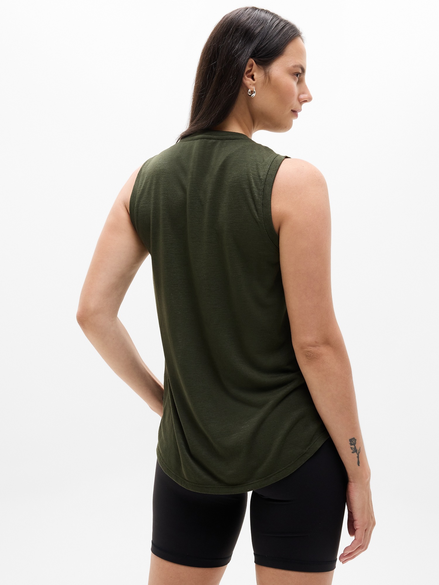 Женский топ Athleta Breezy, цвет: Оливковый — фото 4