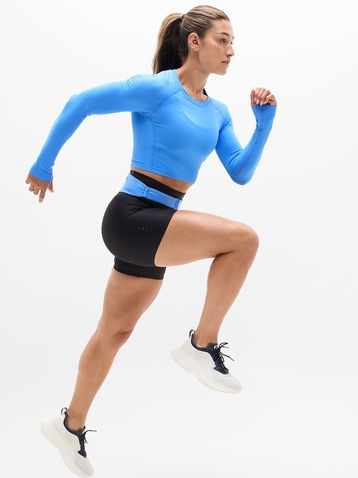 Image number 2 showing, Momentum Seamless Crop Top 2.0