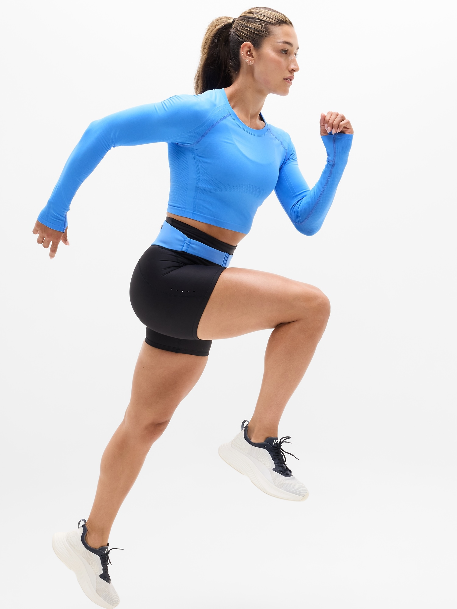 Momentum Flex Crop Top